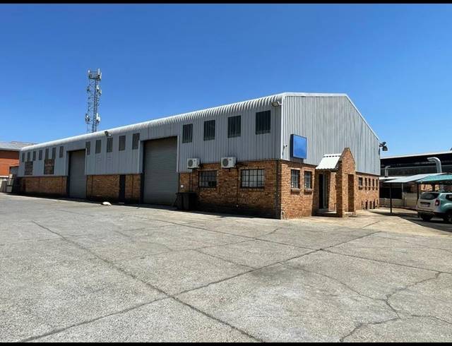 INDUSTRIAL PROPERTY TO RENT IN HENNOPSPARK